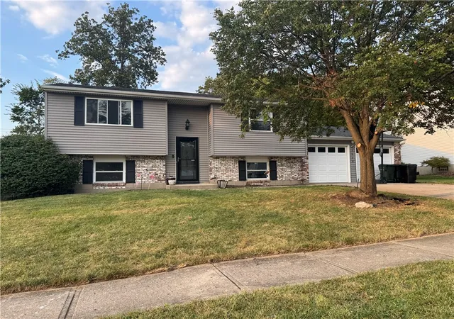 Single family home for sale at 2650 Jupiter Dr, Fairfield, OH 45014 | MLS# 968683
