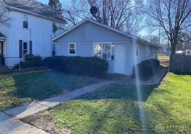 Photo 1 of Multi family home for sale at 3214 Illinois Ave, Middletown, OH 45042 | MLS# 968628 | Listing updated on 2026-09-11