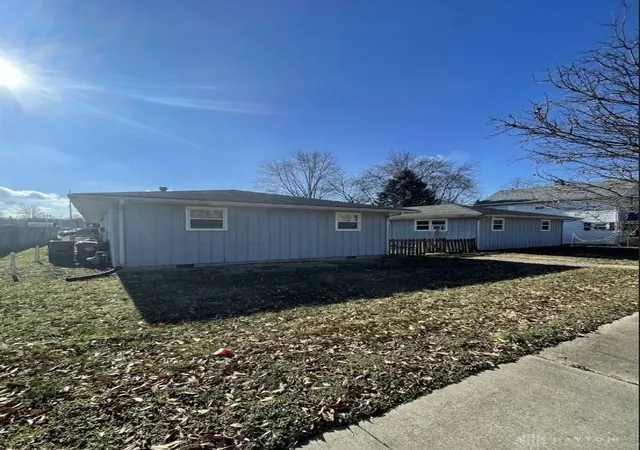 Photo 2 of Multi family home for sale at 3218 Illinois Ave, Middletown, OH 45042 | MLS# 968632 | Listing updated on 2026-09-11
