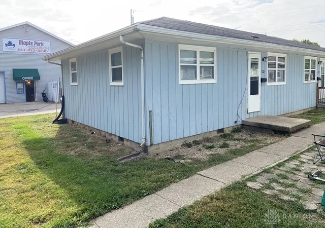 Photo 1 of Multi family home for sale at 3220 Illinois Ave, Middletown, OH 45042 | MLS# 968634 | Listing updated on 2026-09-11