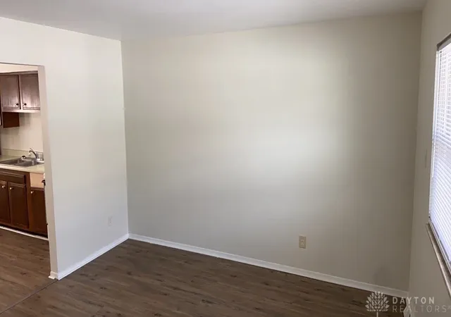Listing Photo 3 - Condo for sale in building located at 3220 Illinois Ave, Middletown, OH 45042