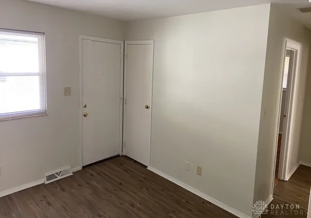 Listing Photo 5 - Condo for sale in building located at 3220 Illinois Ave, Middletown, OH 45042