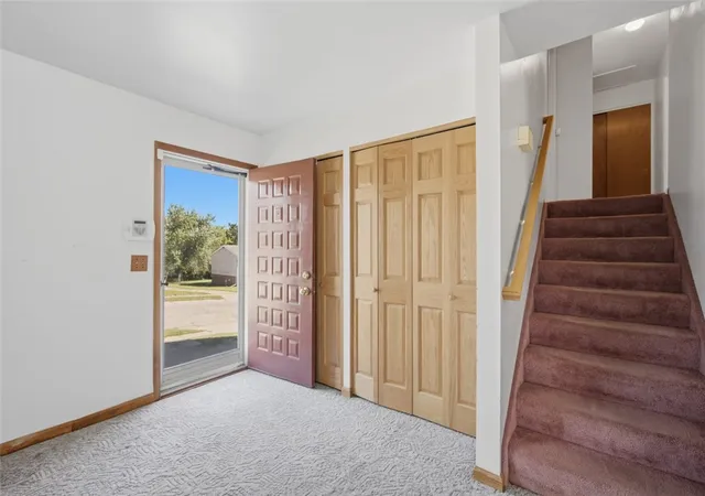 Photo 3 of Sale Pending at 696 Rockford Dr, Hamilton, OH 45013 | MLS# 968749 | Listing updated on 2026-09-21