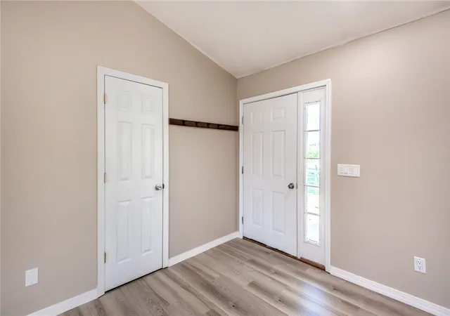 Photo 3 of Single family home for sale at 94 Fawn Ln, Blanchester, OH 45107 | MLS# 968712 | Listing updated on 2026-09-19