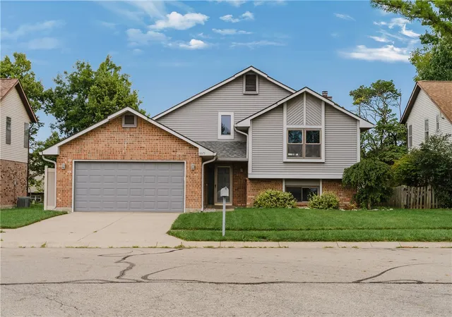 Photo 2 of Single family home for sale at 6675 Loblolly Dr, Dayton, OH 45424 | MLS# 968702 | Listing updated on 2026-09-29