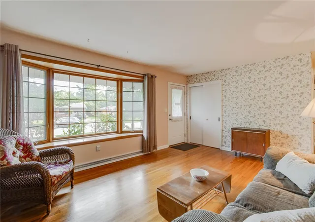 Photo 3 of Single family home for sale at 135 Lisa Ln, Yellow Springs, OH 45387 | MLS# 968627 | Listing updated on 2026-09-22