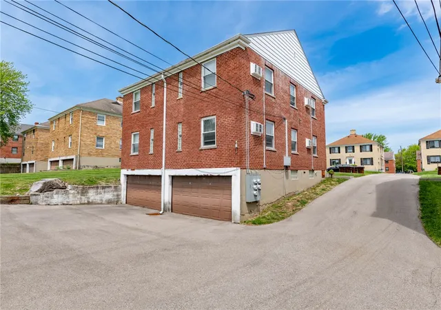 Photo 2 of Multi family home for sale at 538 Aberdeen Ave, Dayton, OH 45419 | MLS# 968751 | Listing updated on 2026-09-11