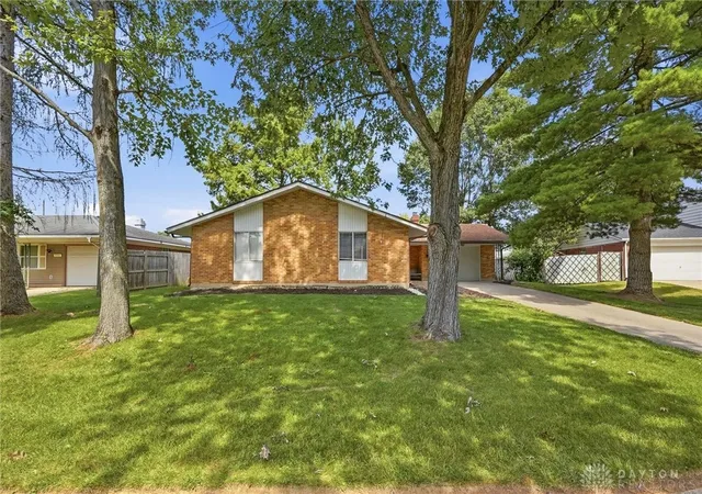 Photo 2 of Single family home for sale at 4707 Passaic Ct, Dayton, OH 45424 | MLS# 968680 | Listing updated on 2026-09-29