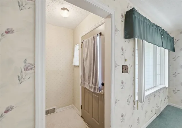 Photo 3 of Sale Pending at 3781 Knollwood Dr, Beavercreek, OH 45432 | MLS# 968571 | Listing updated on 2026-09-23