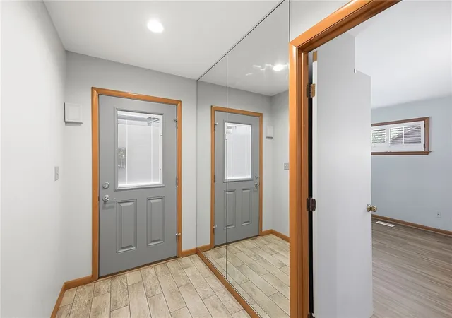 Photo 4 of Sale Pending at 150 Park Meadows Dr, Yellow Springs, OH 45387 | MLS# 967607 | Listing updated on 2026-09-17
