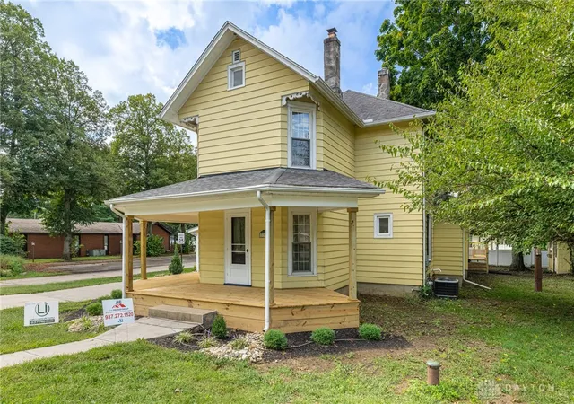 Photo 4 of Sale Pending at 737 Central Ave, Franklin, OH 45005 | MLS# 968733 | Listing updated on 2026-10-07