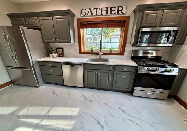 Photo 4 of Single family home for sale at 102 S Elm St, Farmersville, OH 45325 | MLS# 968778 | Listing updated on 2026-10-07