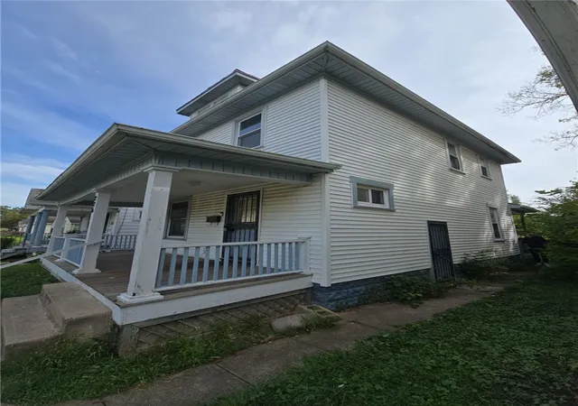 Photo 3 of Single family home for sale at 226 N Orchard Ave, Dayton, OH 45417 | MLS# 968785 | Listing updated on 2026-09-12