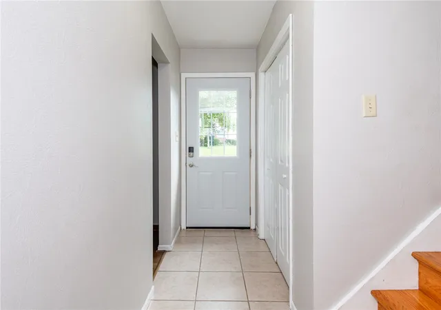 Photo 2 of Single family home for sale at 1701 E Lindsey Ave, Miamisburg, OH 45342 | MLS# 968783 | Listing updated on 2026-09-12