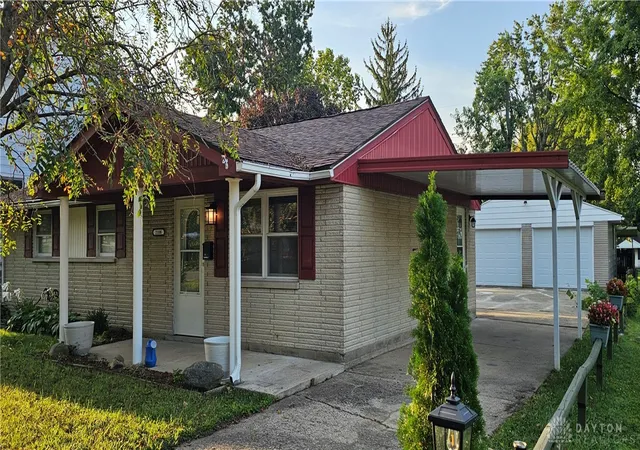 Photo 1 of Single family home for sale at 2108 Gipsy Dr, Dayton, OH 45414 | MLS# 968789 | Listing updated on 2026-09-13