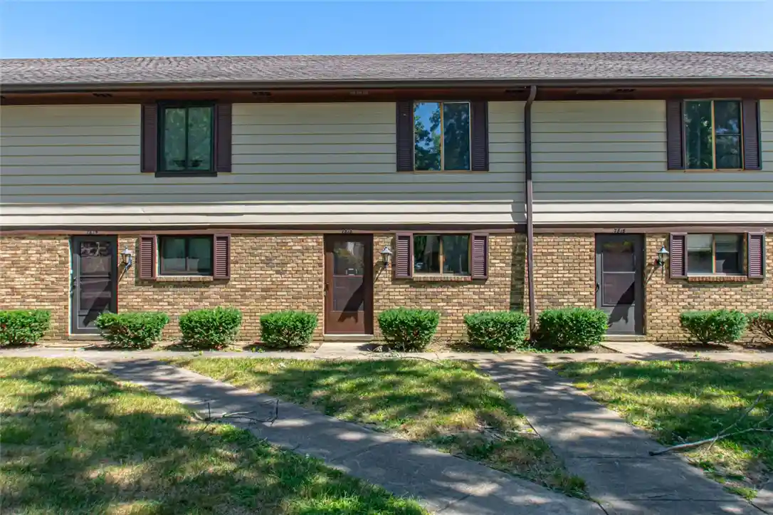 Listing Photo 1 - Condo for sale in 7816 Betsy Ross Cir located at 7816 Betsy Ross Cir, Dayton, OH 45459 - Unit 7816 Betsy Ross Cir