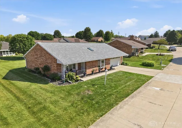 Photo 3 of Single family home for sale at 1813 Primrose Ln, Fairborn, OH 45324 | MLS# 968639 | Listing updated on 2026-10-04
