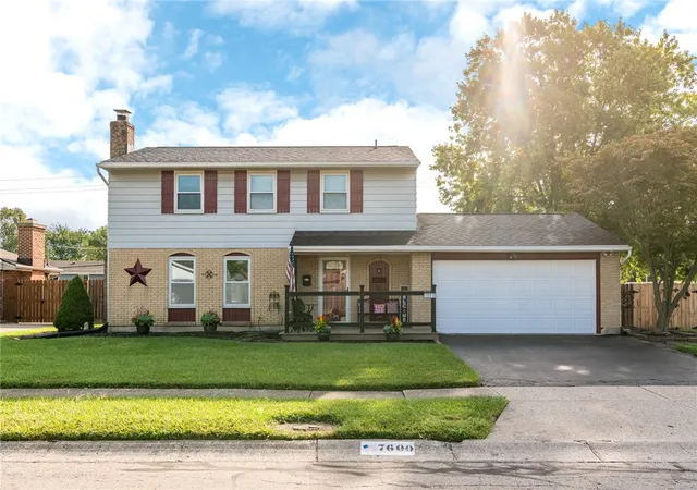 Photo 3 of Single family home for sale at 7600 Stonecrest Dr, Dayton, OH 45424 | MLS# 968701 | Listing updated on 2026-09-13