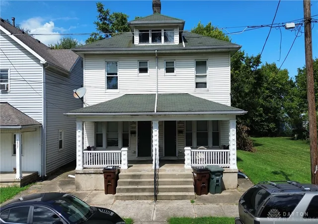 Photo 2 of Multi family home for sale at 1809 Columbia Ave, Middletown, OH 45042 | MLS# 968298 | Listing updated on 2026-09-12