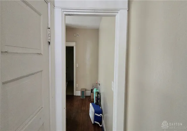 Photo 4 of Multi family home for sale at 1809 Columbia Ave, Middletown, OH 45042 | MLS# 968298 | Listing updated on 2026-09-12