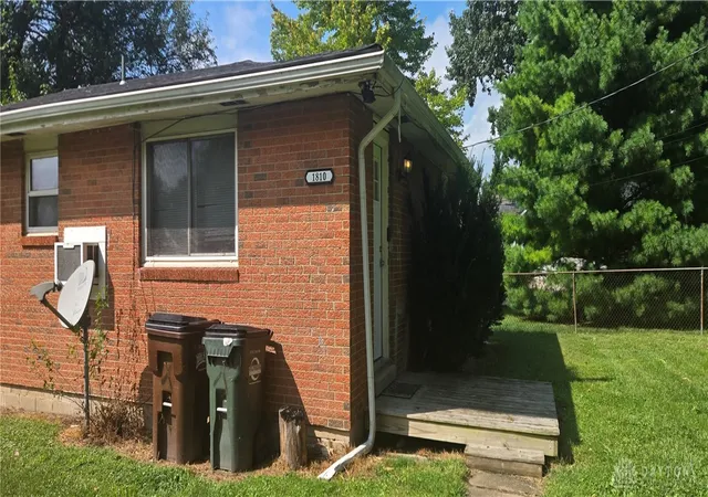 Photo 3 of Sale Pending at 1808 Stewart Blvd #1810, Fairborn, OH 45324 | MLS# 968294 | Listing updated on 2026-09-13
