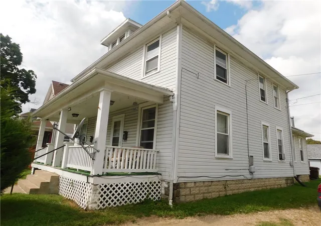 Photo 2 of Multi family home for sale at 1832 Warder St, Springfield, OH 45503 | MLS# 968822 | Listing updated on 2026-09-13