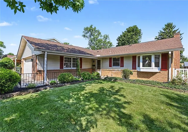 Photo 2 of Single family home for sale at 383 Zimmer Dr, Fairborn, OH 45324 | MLS# 968814 | Listing updated on 2026-09-13