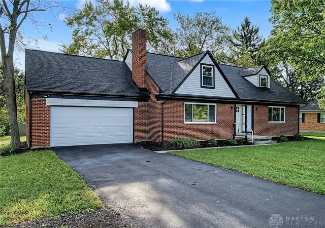 Photo 1 of Single family home for sale at 5804 Basore Rd, Dayton, OH 45415 | MLS# 968779 | Listing updated on 2026-09-13