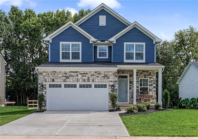 Single family home for sale at 1071 Brooke Ln, Xenia, OH 45385 | MLS# 968418