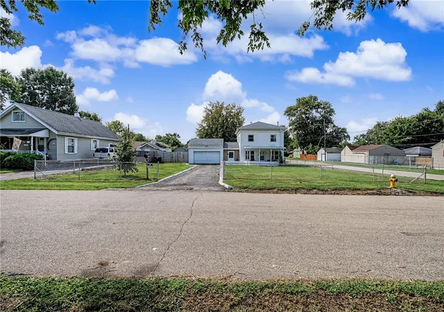 Photo 3 of Single family home for sale at 2204 Martin Ave, Dayton, OH 45414 | MLS# 968070 | Listing updated on 2026-10-28