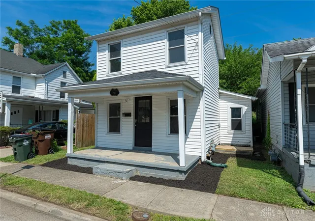 Photo 2 of Sale Pending at 50 N Main St, Franklin, OH 45005 | MLS# 968448 | Listing updated on 2026-09-16