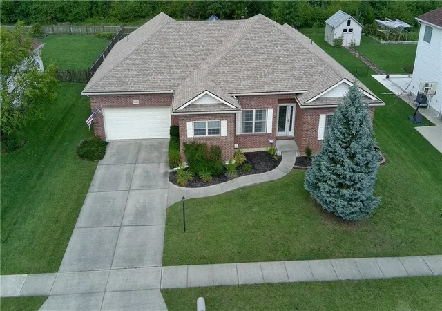 Photo 1 of Single family home for sale at 5981 Oak Ridge Dr, Dayton, OH 45424 | MLS# 968597 | Listing updated on 2026-10-02