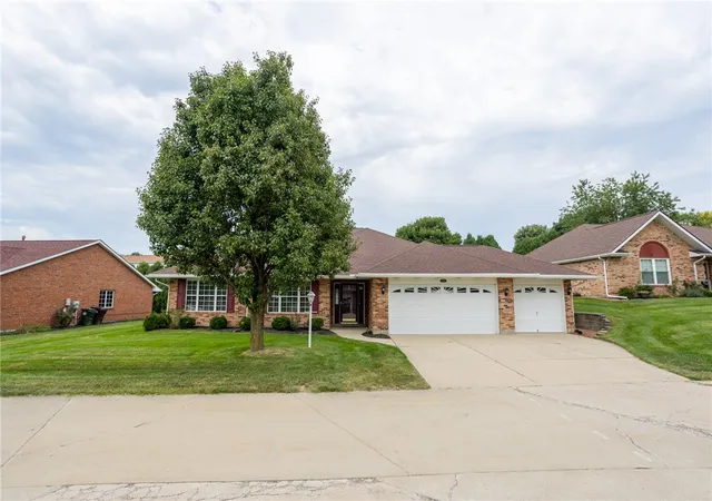 Photo 2 of Single family home for sale at 1333 Northgate Blvd, Fairborn, OH 45324 | MLS# 968060 | Listing updated on 2026-09-20