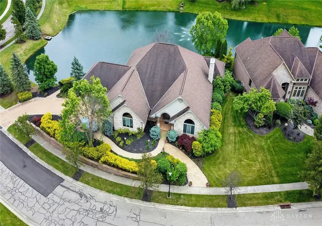 Single family home for sale at 219 Chateau Valley Ln, South Lebanon, OH 45065 | MLS# 968862