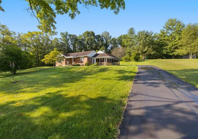 Photo 3 of Single family home for sale at 2065 State Route 235, Xenia, OH 45385 | MLS# 968838 | Listing updated on 2026-09-15
