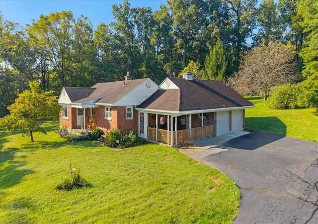 Photo 3 of Single family home for sale at 2065 State Route 235, Xenia, OH 45385 | MLS# 968838 | Listing updated on 2026-09-15