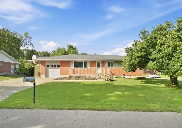 Photo 3 of Single family home for sale at 2924 Eckley Blvd, Dayton, OH 45449 | MLS# 960006 | Listing updated on 2026-09-16