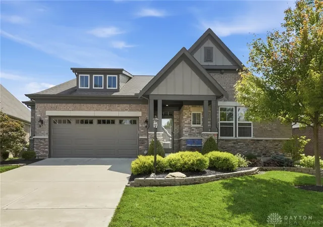 Photo 1 of Sale Pending at 360 Woodstream Dr, Springboro, OH 45066 | MLS# 968843 | Listing updated on 2026-10-05