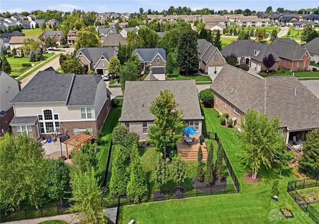 Photo 3 of Sale Pending at 360 Woodstream Dr, Springboro, OH 45066 | MLS# 968843 | Listing updated on 2026-10-05