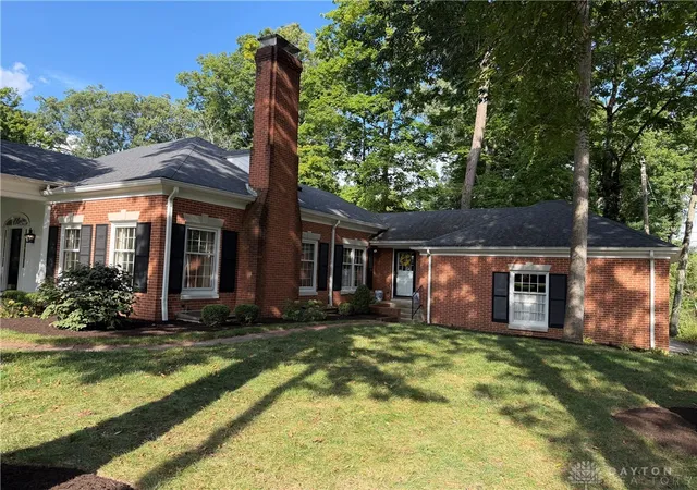Photo 2 of Sale Pending at 1150 Westridge Dr, Troy, OH 45373 | MLS# 968892 | Listing updated on 2026-10-06