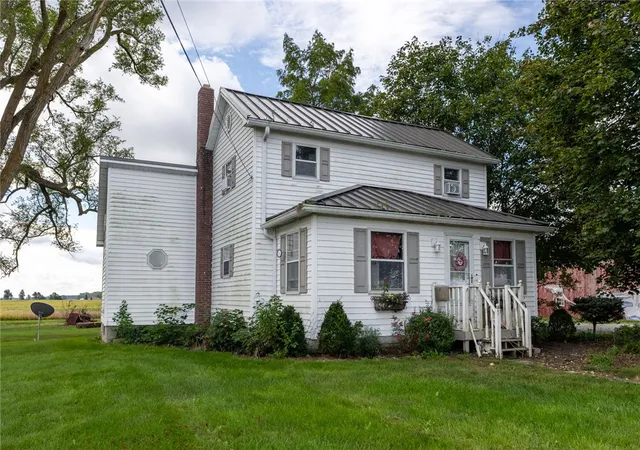 Photo 2 of Single family home for sale at 3805 Hunter Rd, Greenville, OH 45331 | MLS# 968859 | Listing updated on 2026-10-05