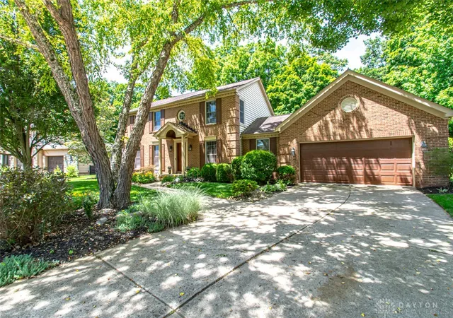Photo 3 of Single family home for sale at 6749 Penridge Dr, Dayton, OH 45459 | MLS# 968080 | Listing updated on 2026-10-06