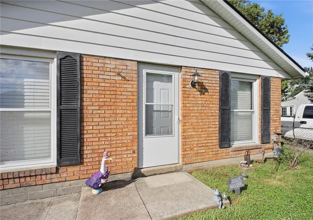 Photo 3 of Single family home for sale at 2921 Telhurst Ct, Moraine, OH 45439 | MLS# 968882 | Listing updated on 2026-10-06