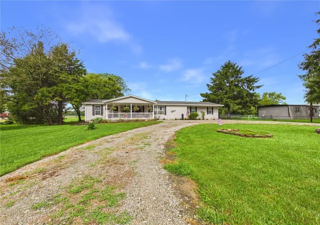 Photo 2 of Sale Pending at 6365 Springfield Xenia Rd, Springfield, OH 45502 | MLS# 968810 | Listing updated on 2026-09-18