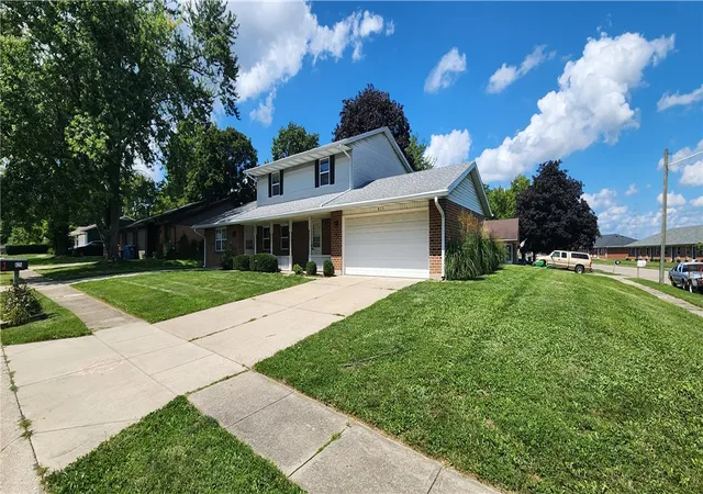Photo 2 of Multi family home for sale at 825 Comanche Ln, Tipp City, OH 45371 | MLS# 968832 | Listing updated on 2026-09-16
