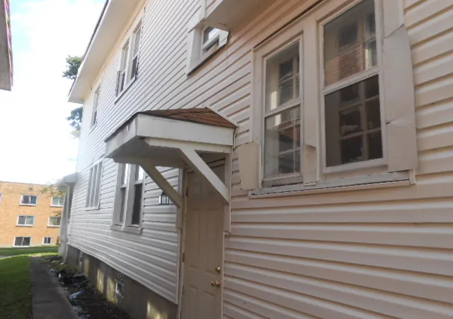 Photo 3 of Multi family home for sale at 643 Rockford Ave, Dayton, OH 45405 | MLS# 968940 | Listing updated on 2026-09-24