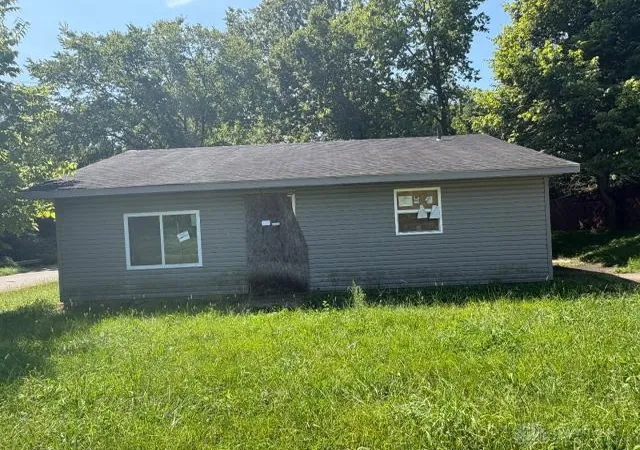 Photo 2 of Sale Pending at 4412 Engleka Ct, Dayton, OH 45417 | MLS# 968957 | Listing updated on 2026-09-30