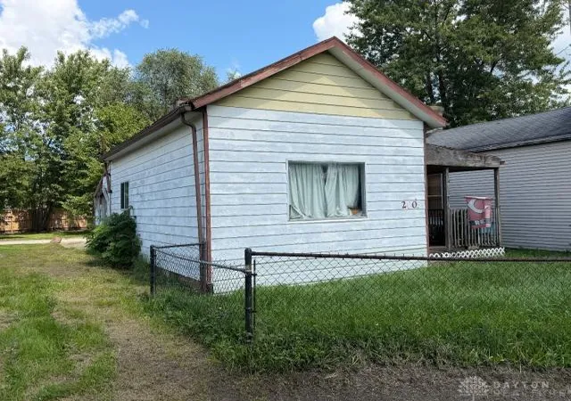 Photo 3 of Single family home for sale at 2005 E 5th Street, Dayton, OH 45403 | MLS# 968967 | Listing updated on 2026-09-30