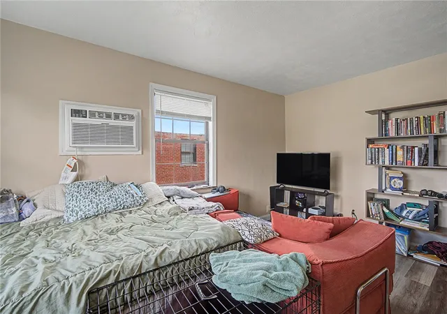 Photo 3 of Multi family home for sale at 514 Wiltshire Blvd, Dayton, OH 45419 | MLS# 968920 | Listing updated on 2026-09-20