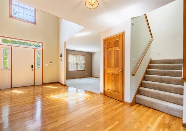 Photo 3 of Single family home for sale at 2895 Cobblestone Xing Ct, Dayton, OH 45458 | MLS# 968953 | Listing updated on 2026-09-16